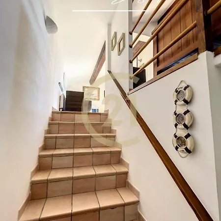 Apartment Calvi T3 En Triplex Dans Avec Piscine *