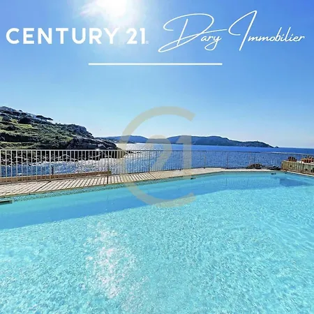 Apartment T3 En Triplex Dans Avec Piscine