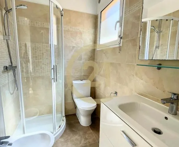 T3 En Triplex Dans Avec Piscine * Calvi (Corsica)