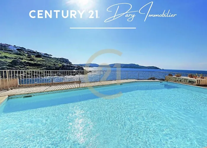 Apartment T3 En Triplex Dans Avec Piscine